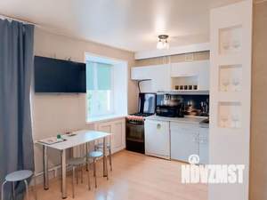 Студия квартира, посуточно, 33м2, 2/5 этаж