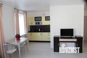 1-к квартира, посуточно, 37м2, 4/4 этаж