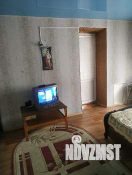 1-к квартира, посуточно, 30м2, 6/9 этаж