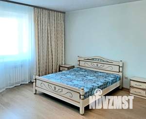 2-к квартира, на длительный срок, 82м2, 2/4 этаж