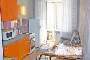 1-к квартира, посуточно, 50м2, 4/18 этаж