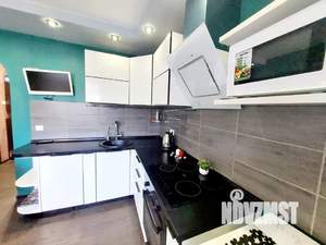 1-к квартира, посуточно, 40м2, 2/15 этаж
