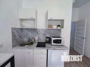 Студия квартира, посуточно, 24м2, 1/8 этаж