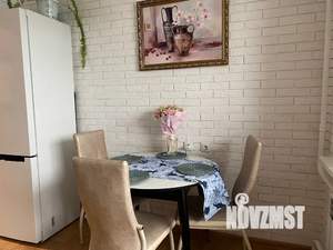 1-к квартира, посуточно, 43м2, 8/17 этаж