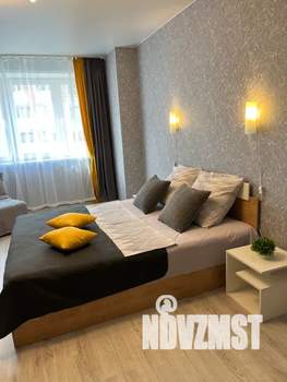 1-к квартира, посуточно, 42м2, 7/18 этаж