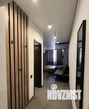 Студия квартира, посуточно, 27м2, 1/25 этаж