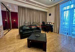 1-к квартира, на длительный срок, 53м2, 4/5 этаж