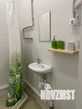 Студия квартира, посуточно, 17м2, 1/4 этаж