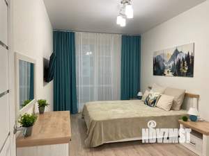 1-к квартира, посуточно, 42м2, 3/8 этаж