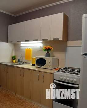 1-к квартира, посуточно, 35м2, 1/8 этаж