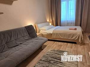 1-к квартира, посуточно, 38м2, 1/9 этаж