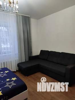 1-к квартира, посуточно, 40м2, 1/2 этаж