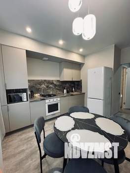 1-к квартира, посуточно, 40м2, 1/3 этаж