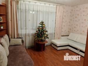 2-к квартира, посуточно, 50м2, 3/3 этаж