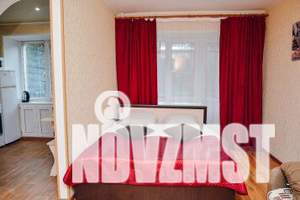 1-к квартира, посуточно, 39м2, 4/5 этаж