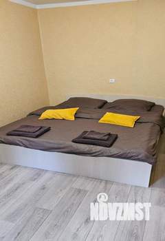 2-к квартира, посуточно, 42м2, 1/1 этаж