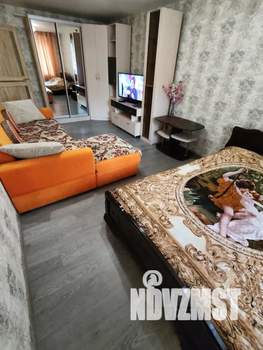 1-к квартира, посуточно, 40м2, 1/9 этаж