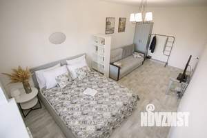 1-к квартира, посуточно, 40м2, 1/1 этаж