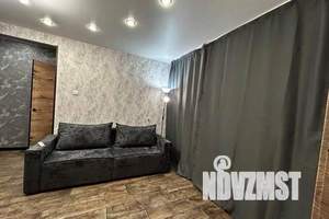 2-к квартира, посуточно, 45м2, 1/5 этаж