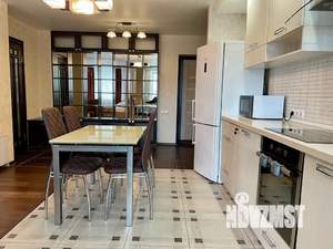 Студия квартира, посуточно, 44м2, 4/5 этаж