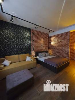 Студия квартира, посуточно, 42м2, 1/4 этаж