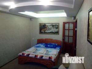 1-к квартира, посуточно, 30м2, 5/5 этаж