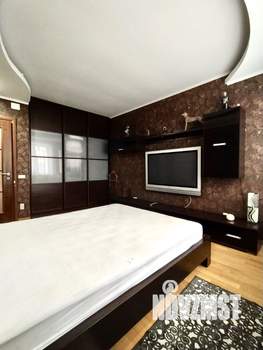 3-к квартира, на длительный срок, 120м2, 1/3 этаж