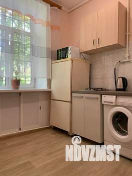 1-к квартира, посуточно, 32м2, 1/5 этаж