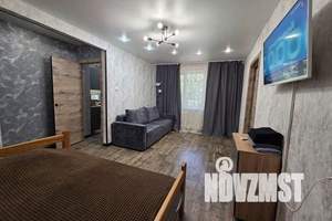 2-к квартира, посуточно, 45м2, 1/5 этаж