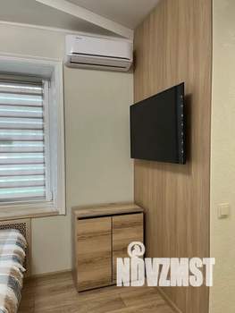 Студия квартира, посуточно, 20м2, 1/4 этаж