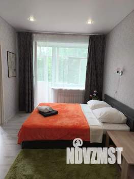 2-к квартира, посуточно, 40м2, 3/5 этаж