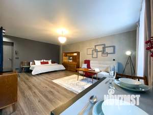 Студия квартира, посуточно, 33м2, 6/9 этаж