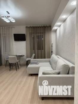 1-к квартира, посуточно, 52м2, 3/5 этаж