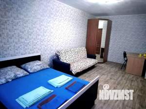 1-к квартира, посуточно, 40м2, 1/10 этаж