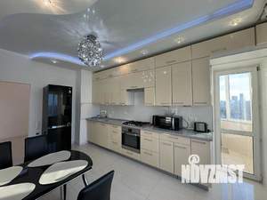 3-к квартира, посуточно, 98м2, 1/1 этаж