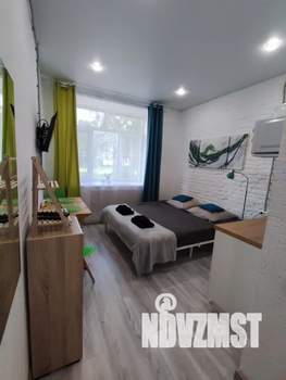 Студия квартира, посуточно, 15м2, 1/4 этаж