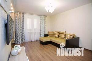 2-к квартира, посуточно, 52м2, 1/18 этаж