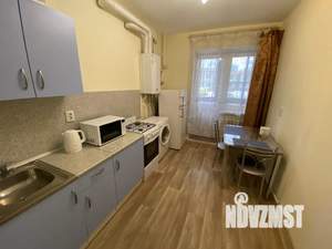 1-к квартира, посуточно, 35м2, 1/9 этаж