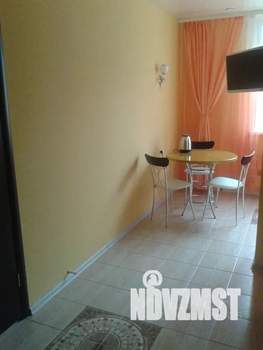 1-к квартира, посуточно, 42м2, 1/12 этаж