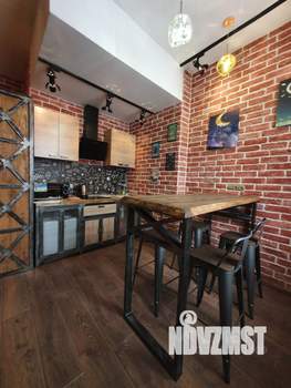 Студия квартира, посуточно, 42м2, 1/4 этаж