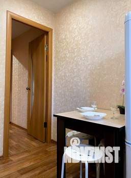 2-к квартира, посуточно, 43м2, 1/1 этаж