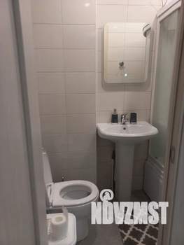 Студия квартира, посуточно, 18м2, 1/4 этаж