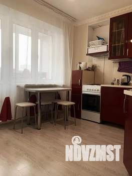 1-к квартира, посуточно, 39м2, 8/14 этаж