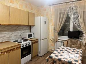 1-к квартира, посуточно, 42м2, 4/8 этаж