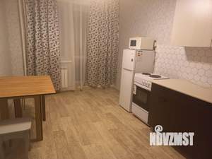 1-к квартира, посуточно, 35м2, 3/18 этаж