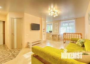 1-к квартира, посуточно, 46м2, 1/1 этаж