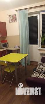1-к квартира, посуточно, 38м2, 1/17 этаж