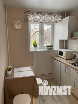 1-к квартира, посуточно, 35м2, 3/5 этаж