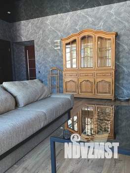 Студия квартира, посуточно, 60м2, 2/2 этаж