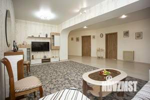 3-к квартира, на длительный срок, 140м2, 2/5 этаж